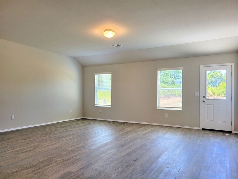 Building Photo - 21242 Winding Brook