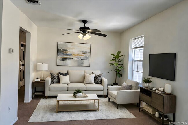 Building Photo - 82 High St