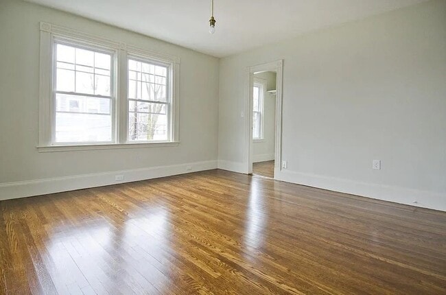 Building Photo - 15 Bearse Ave