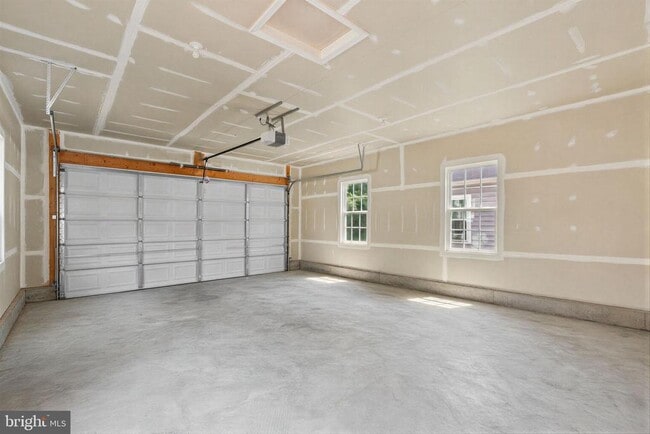 Building Photo - 13727 Port Commerce Ct
