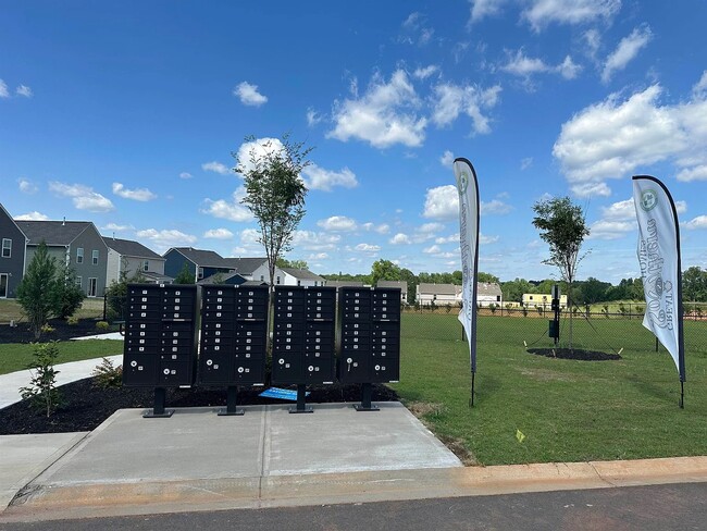 Building Photo - 6019 Willutuck Dr