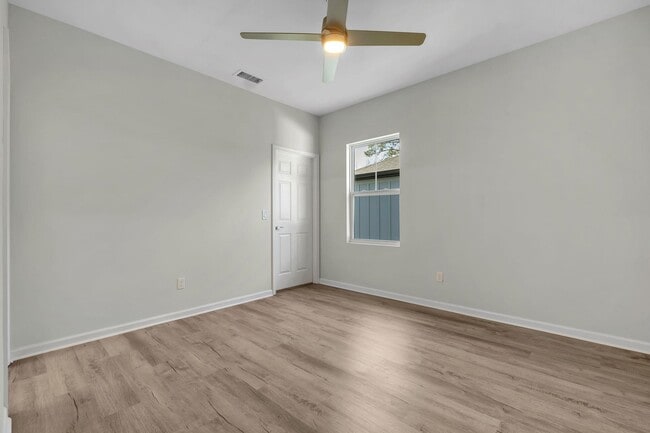 Building Photo - 2022 Trimble Rd