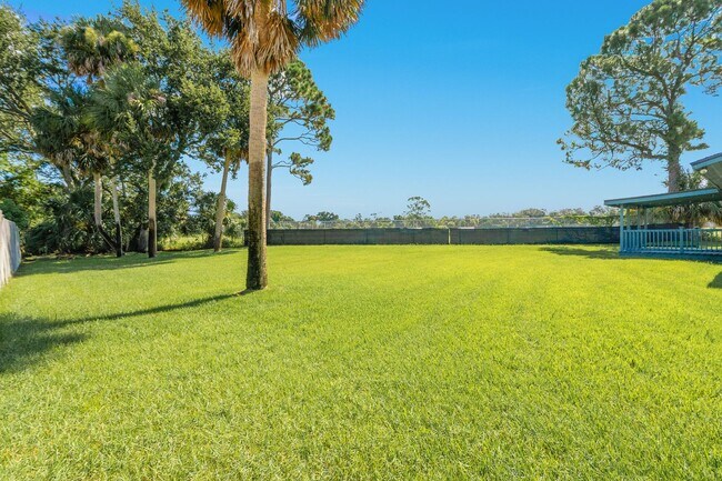 Building Photo - Beautifully upgraded two-story rental home...