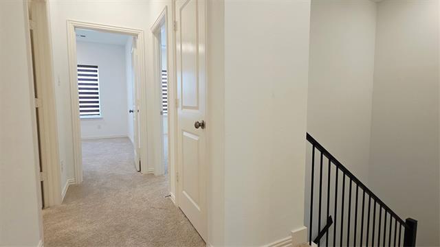 Building Photo - 9015 Scarp Hl Ln