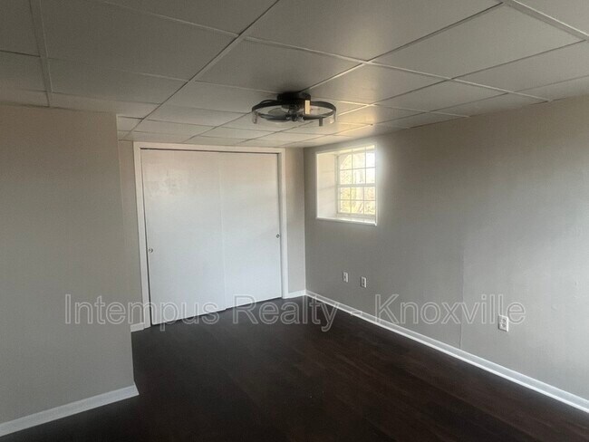 Building Photo - 4450 Galbraith School Rd