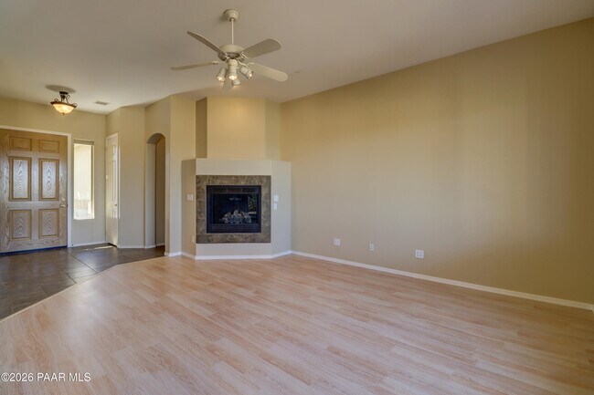 Building Photo - 6496 E Brombil St