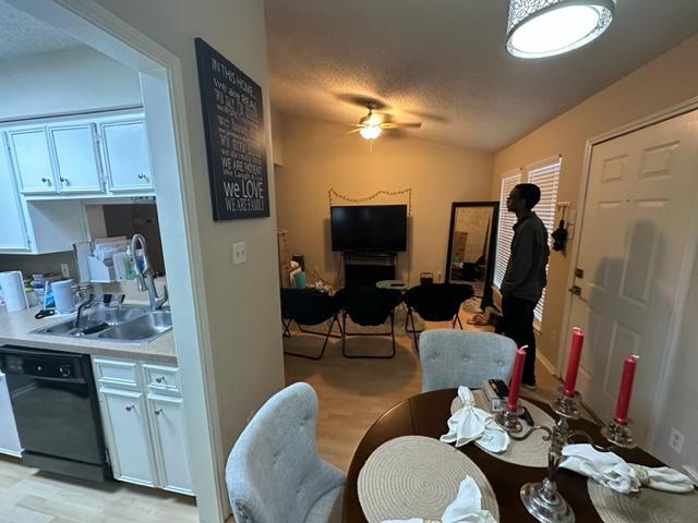 Building Photo - 2706 Salado St