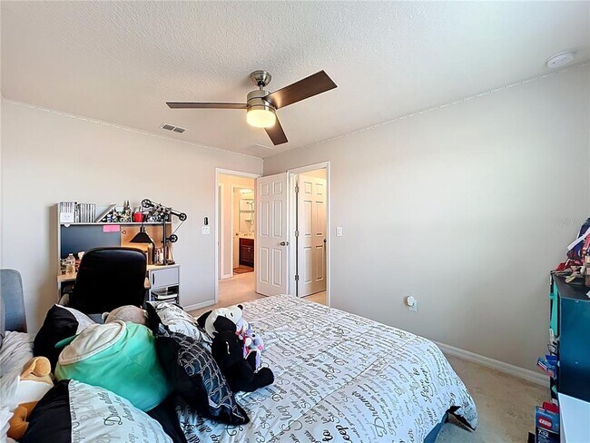 Building Photo - 2381 Rapollo Dr