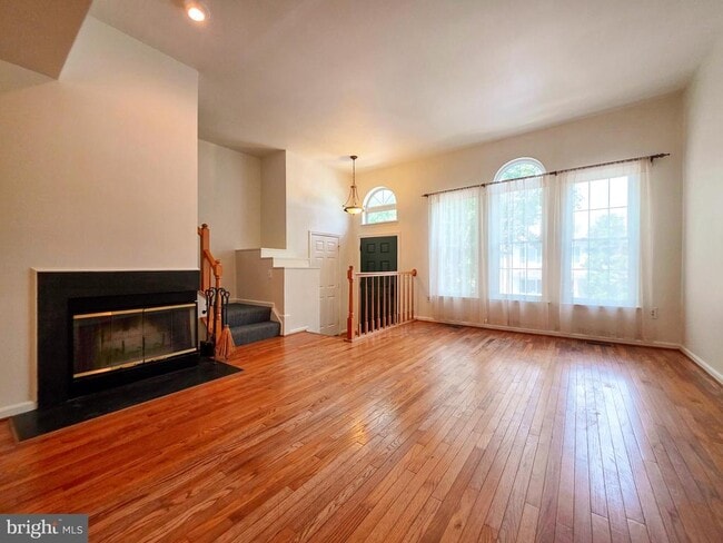 Building Photo - 3809 Elbert Ave