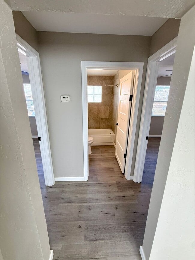 Building Photo - Charming Newly Updated 1 Bed / 1 Bath in the Heart of Kingman- Available Now!