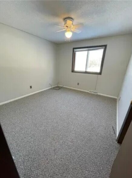 Building Photo - 1105 Minnesota St