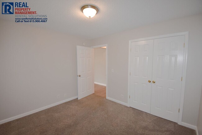 Building Photo - Adorable 3BD 2BA in north Murfreesboro w/ ...