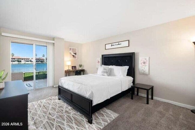 Building Photo - 11040 N 28th Dr