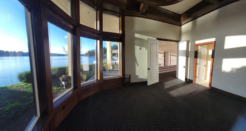 Building Photo - 15026 39th Ave NW