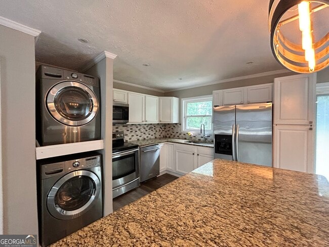 Building Photo - 3193 Abbeywood Dr