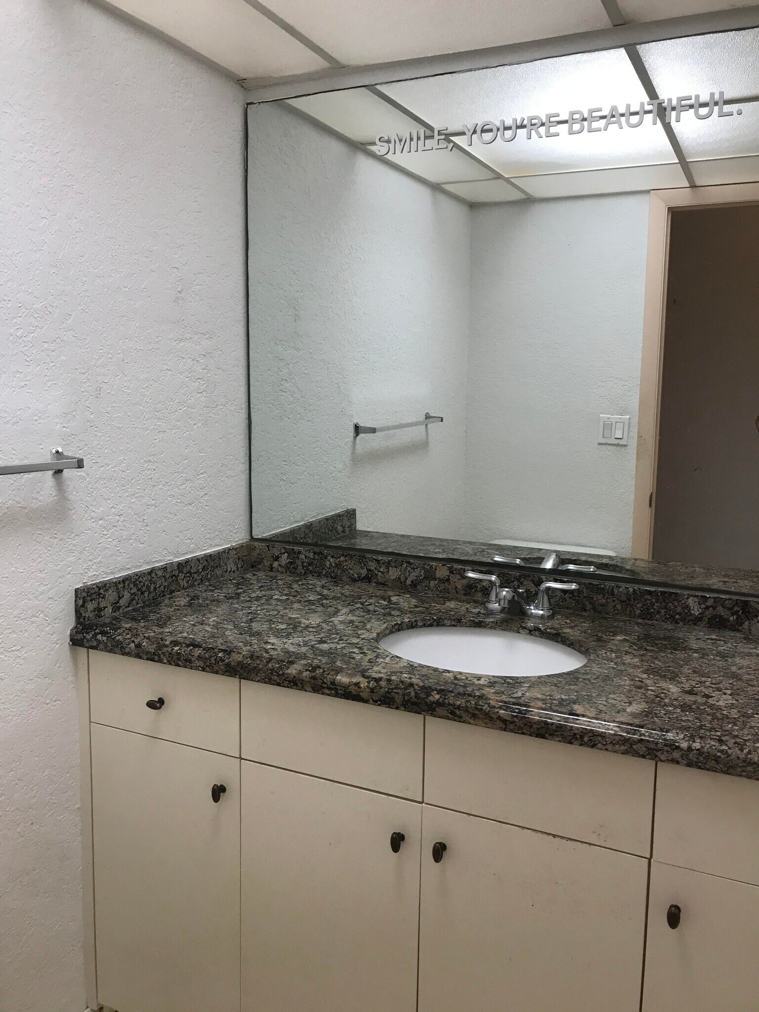 Building Photo - 760 SE 2nd Ave