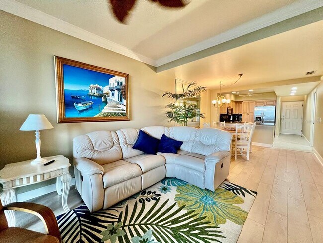 Building Photo - 3191 Matecumbe Key Rd