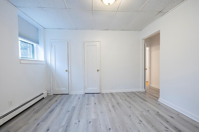 Building Photo - 50 N Broadway
