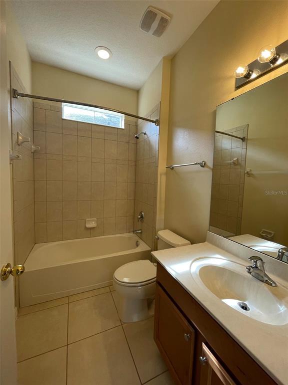 Building Photo - 8641 Bradleys Landing St