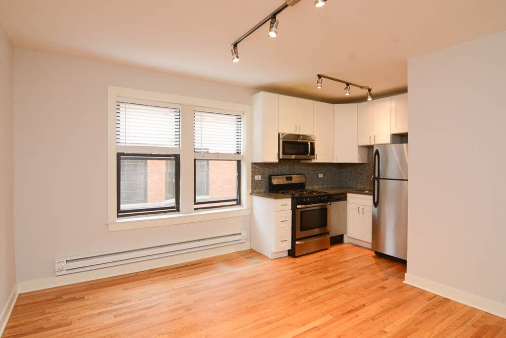 Building Photo - 2425 N Kedzie Blvd