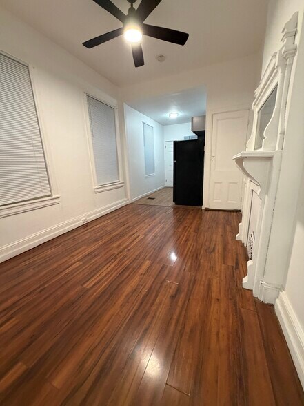 Dining room - 1641 Edgley St