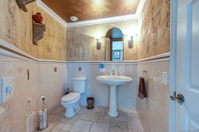 Building Photo - 37 Crescent Cove Cir