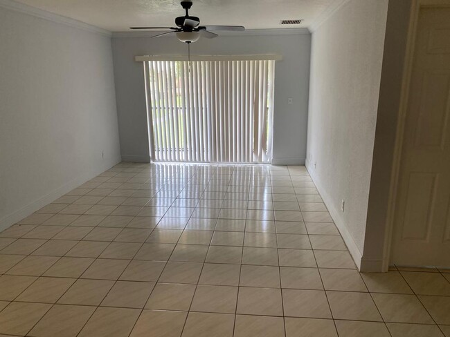 Building Photo - 2854 NW 55th Ave