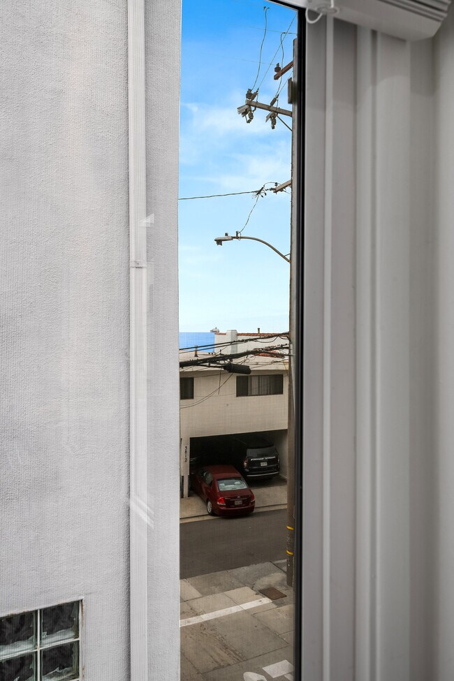 View from North Bedroom - 118 38th Pl