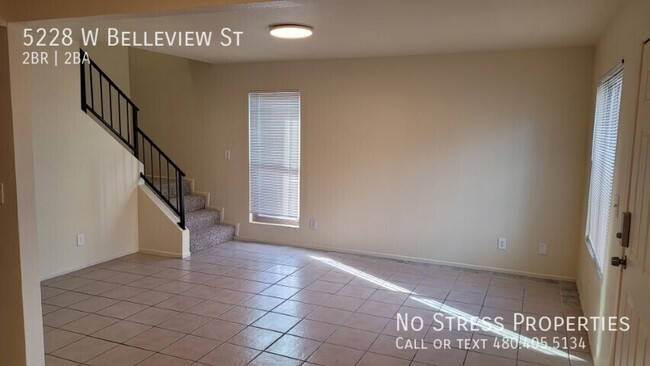 Building Photo - 2 Bed Town Home at 53rd Ave & McDowell Rd!