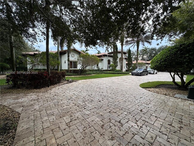 Building Photo - 6180 SW 132nd St