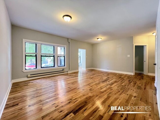 Primary Photo - 2 bedroom in CHICAGO IL 60640