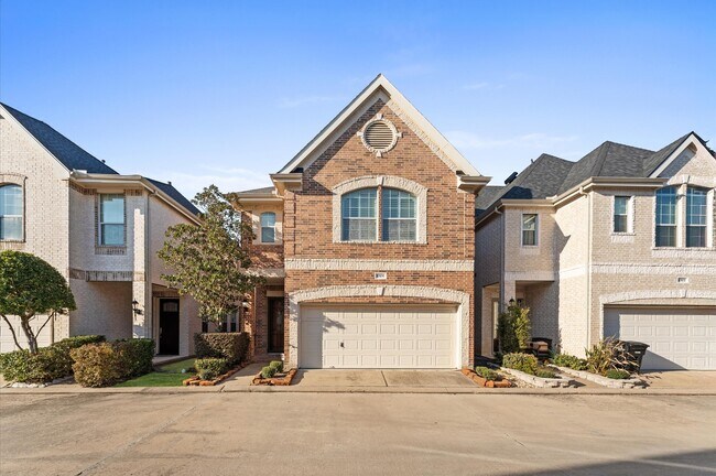 Primary Photo - 10106 Holly Chase Dr