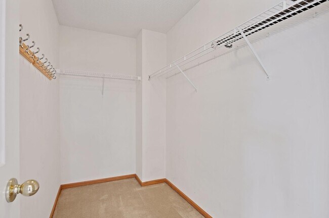 Building Photo - 7601 Elm Grove Cir
