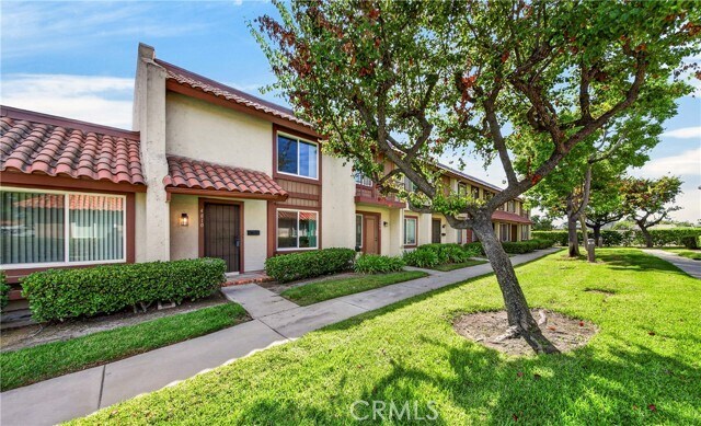 Building Photo - 4810 Daroca Way