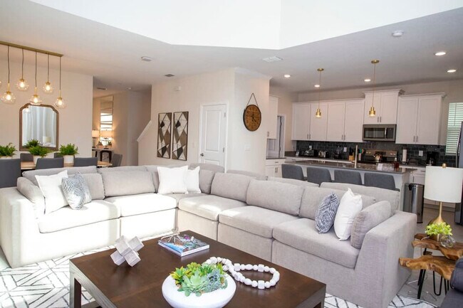 Building Photo - 2761 Bookmark Dr