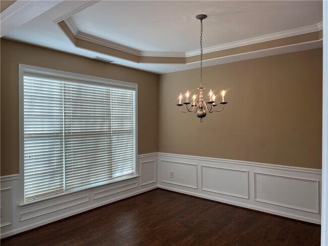 Building Photo - 3413 Stoneham Dr NW