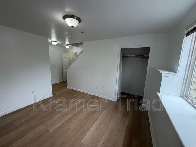 Building Photo - 1152 Faulkner