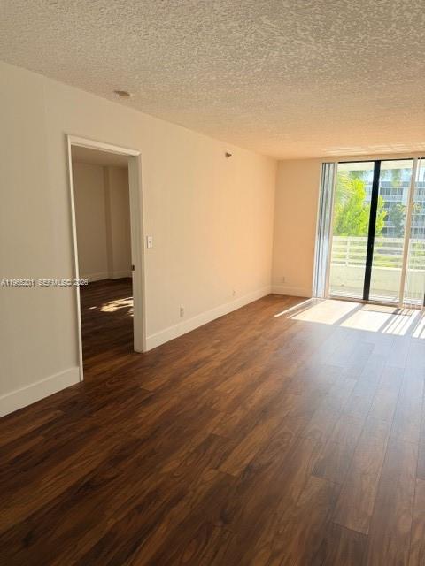 Building Photo - 3300 NE 192 St