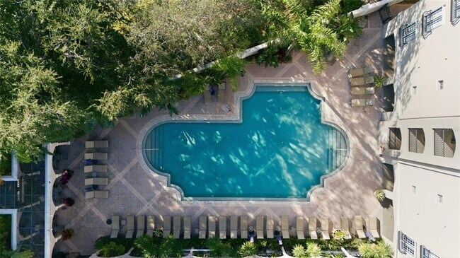 Building Photo - 501 Knights Run Ave