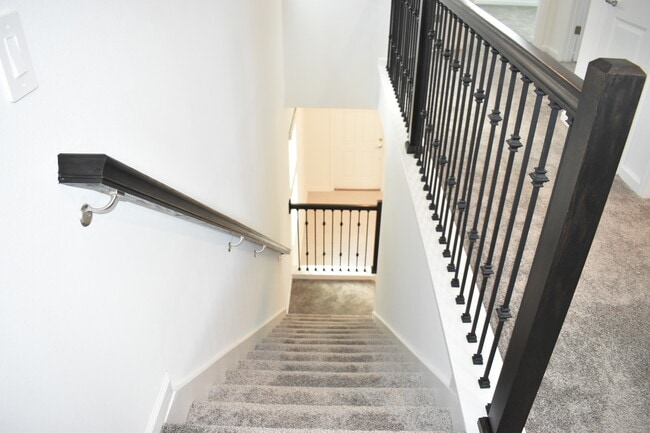 Building Photo - 1433 Waverunner Ln