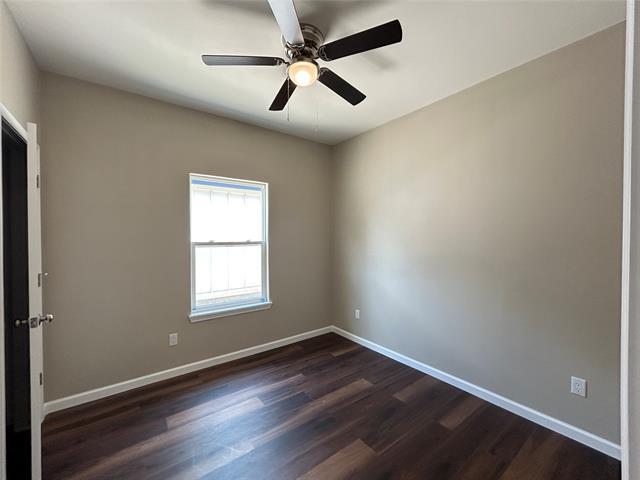 Building Photo - 923 Putman St