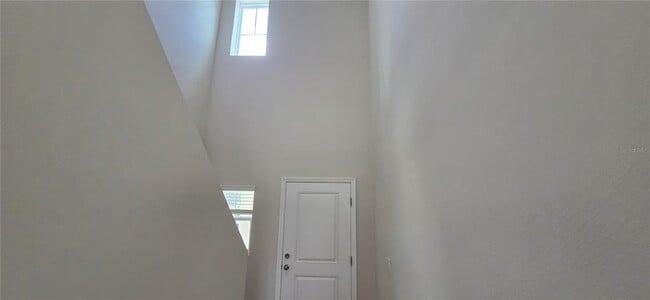 Building Photo - 36645 Sagemoor Dr