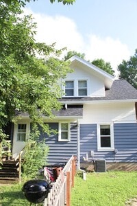 Building Photo - Single-Family Home in Greenbush Neighborhood!