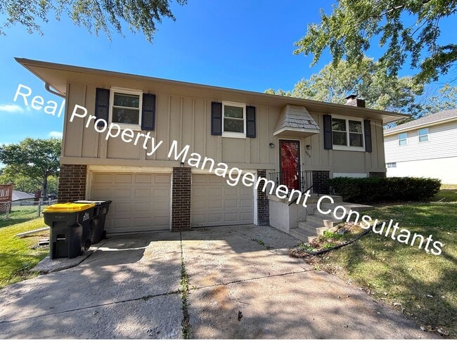 Primary Photo - $600 Rent Credit on 3 Bedroom Split-Level ...