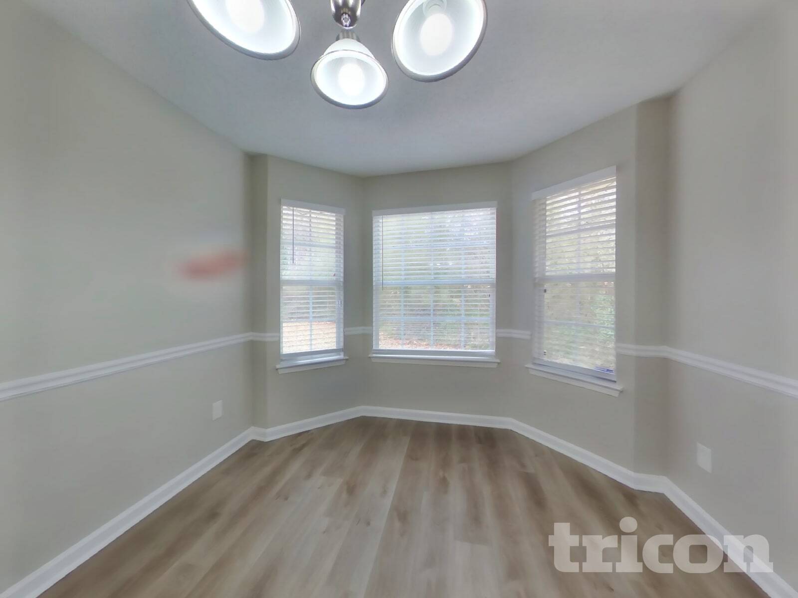 Building Photo - 1099 Sugarcreek Way