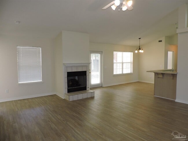 Building Photo - 6837 Fort Deposit Dr