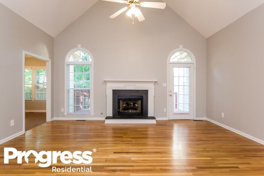 Building Photo - 4527 Avion Park