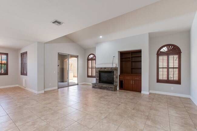 Building Photo - 22420 N 37th Run