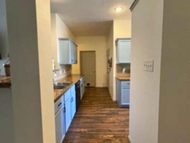 Building Photo - 1012 Morris Ranch Ct