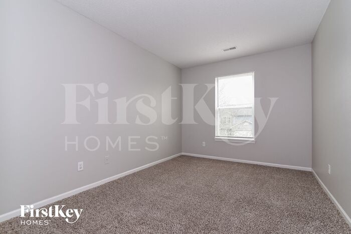 Building Photo - 7138 Parklake Pl